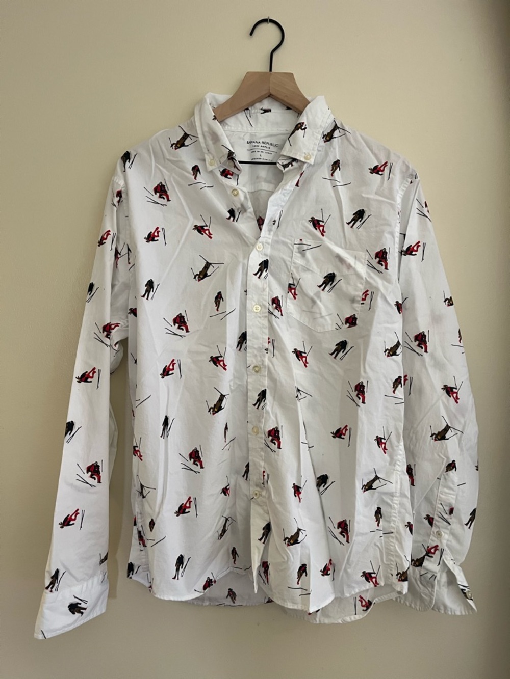 Banana Republic White Ski Print Button-Up Shirt Size Large